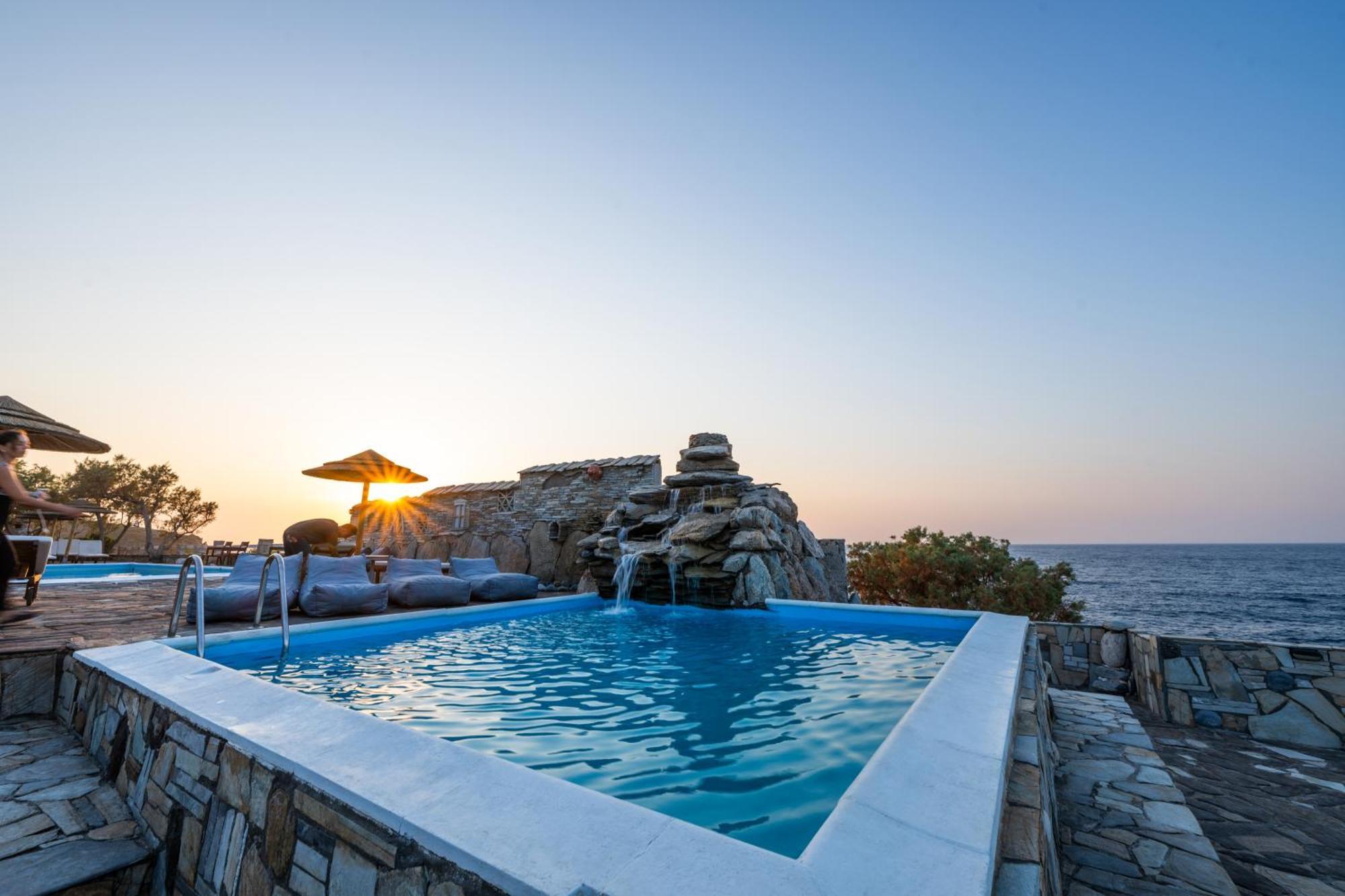 Cavos Bay Hotel & Studios Armenistis  Exteriör bild